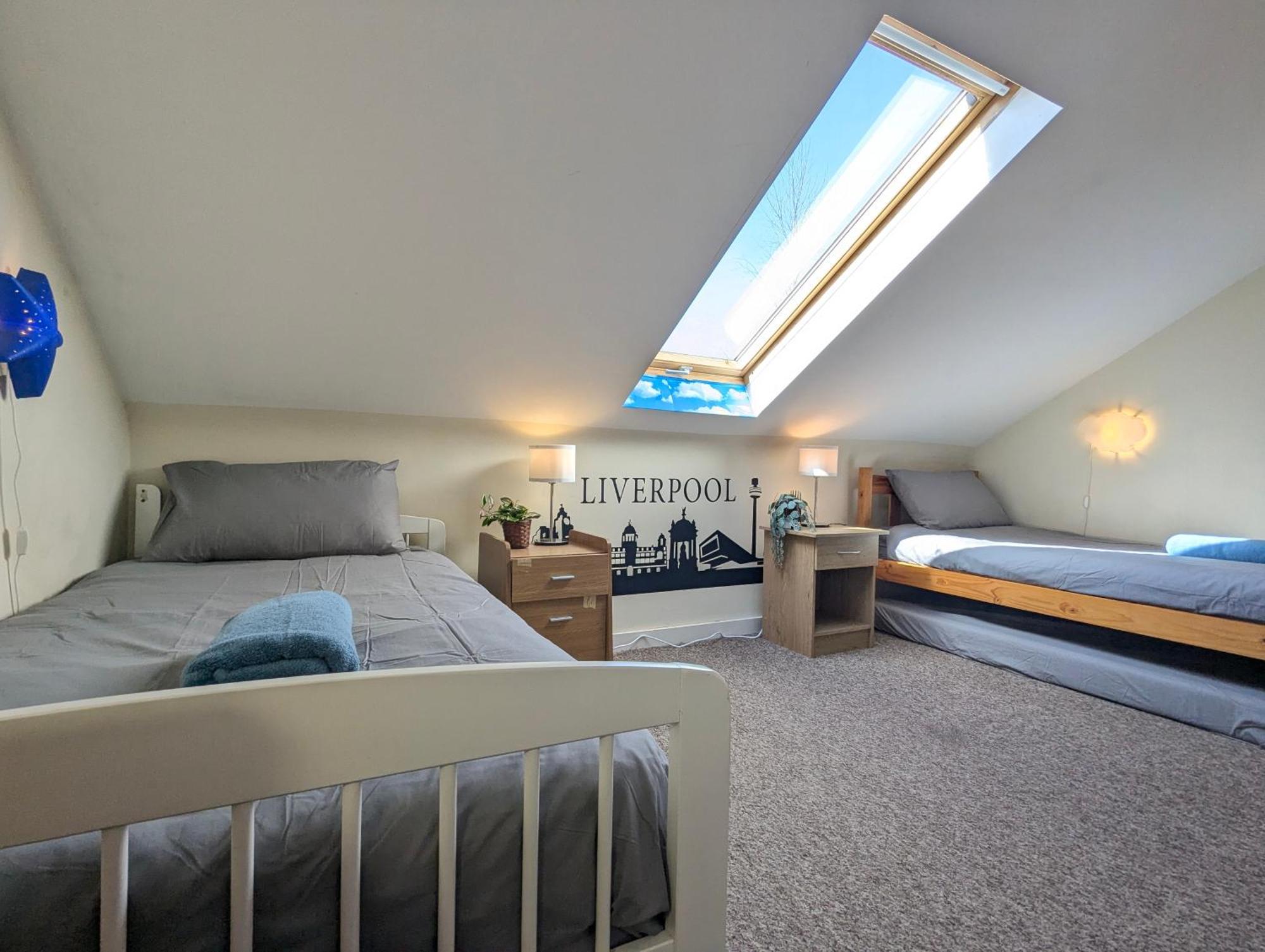Holiday home Large 3-bedrooms House Near Centre Free Parking Liverpool